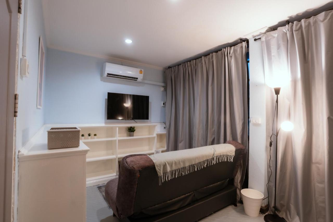 420 Hostel - Ekkamai Buds & Beds Bangkok Ngoại thất bức ảnh
