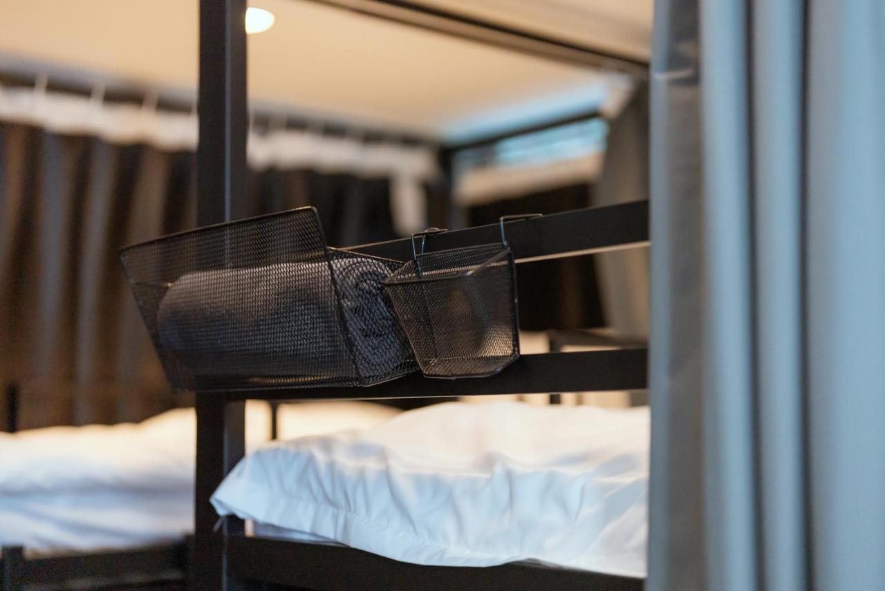420 Hostel - Ekkamai Buds & Beds Bangkok Ngoại thất bức ảnh