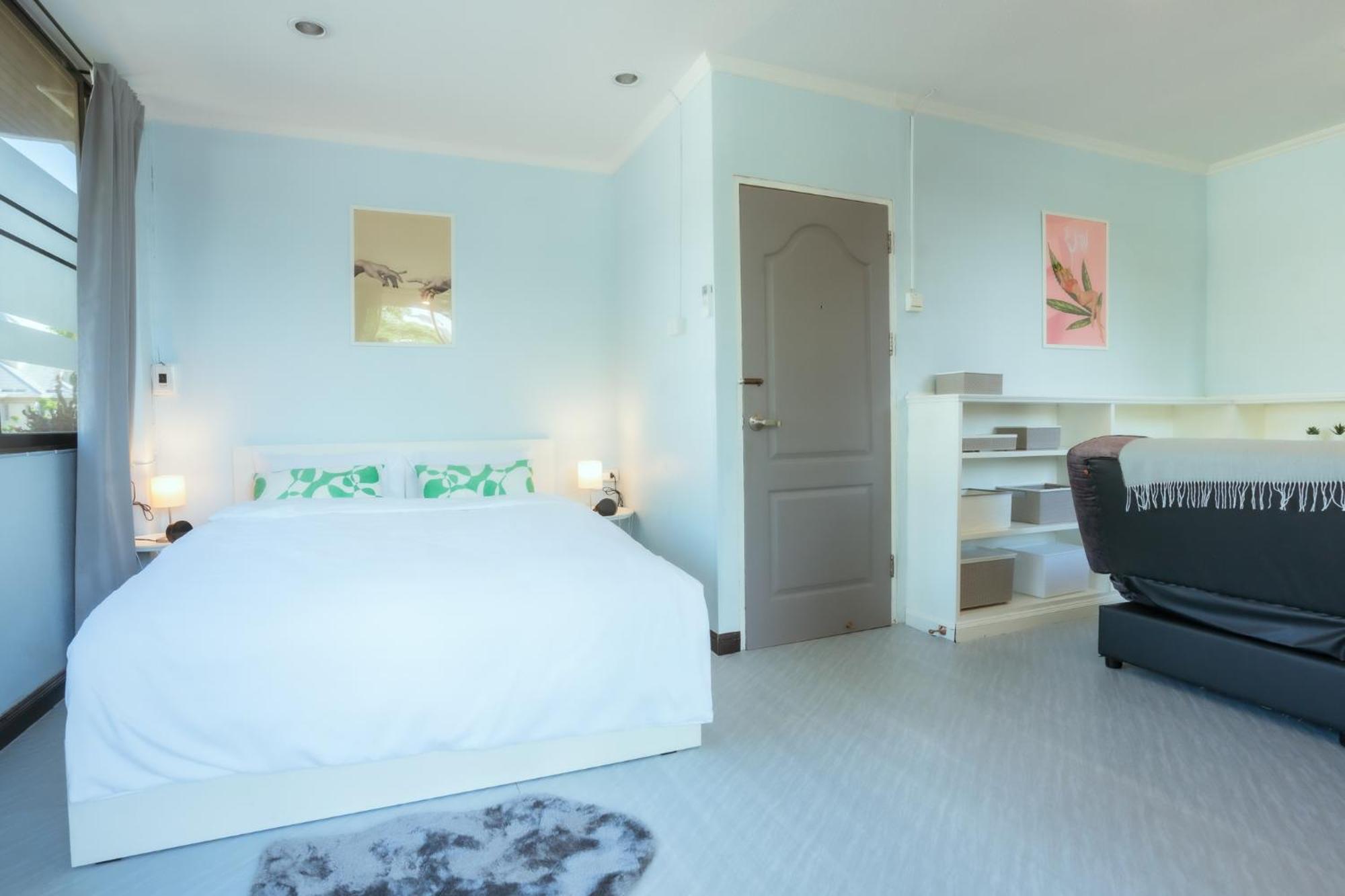 420 Hostel - Ekkamai Buds & Beds Bangkok Ngoại thất bức ảnh